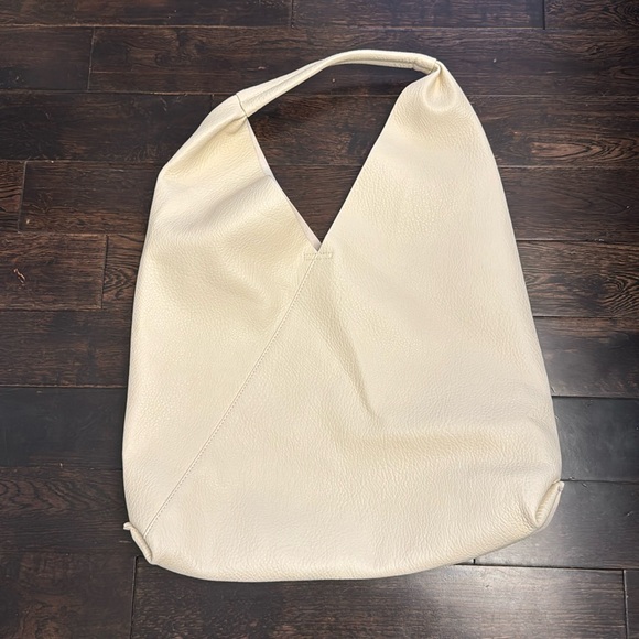 Shiraleah Handbags - Beautiful Cream Shiraleah Arden shoulder bag
